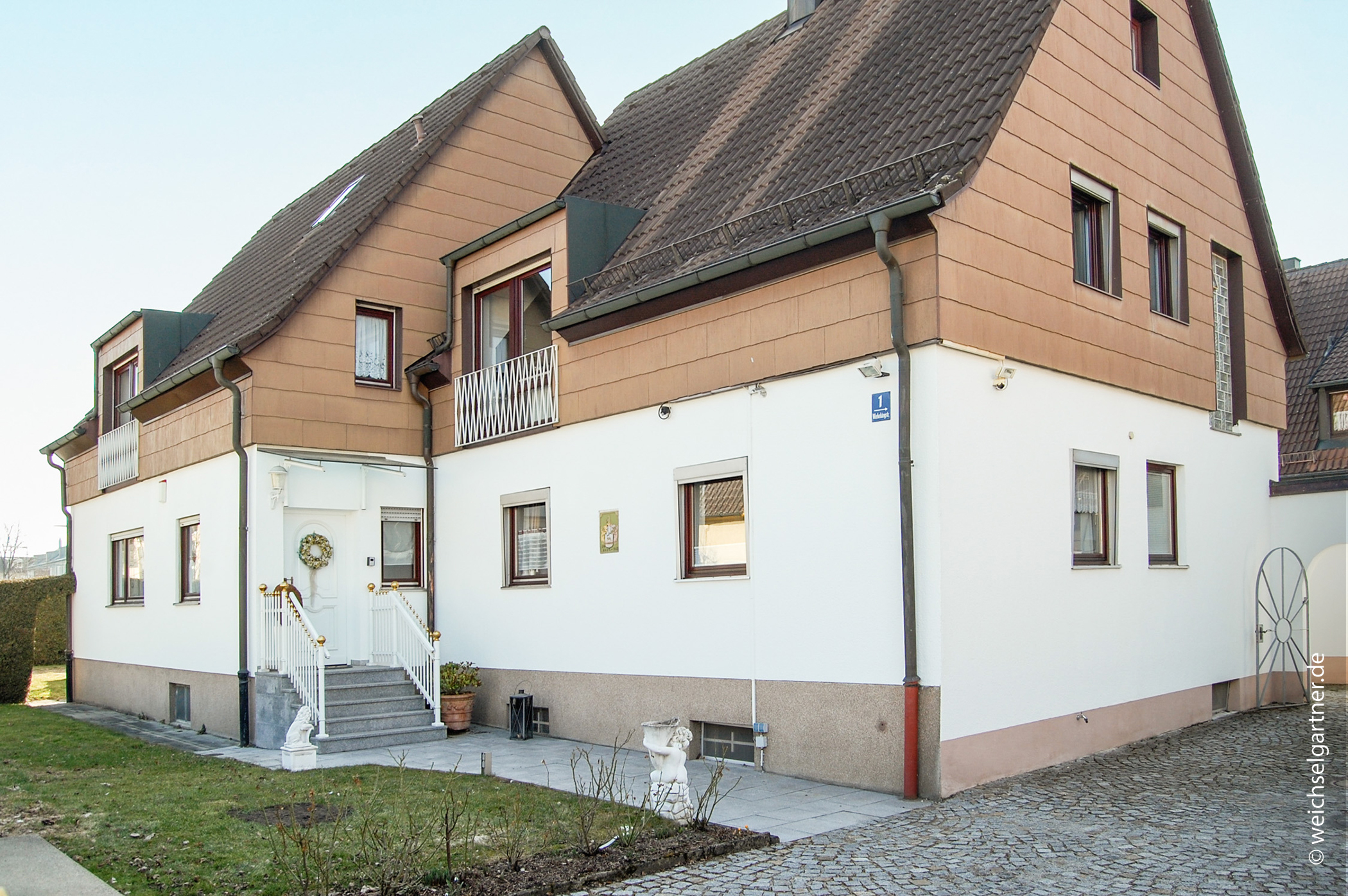 Grundstück mit Altbestand, 80997 München, Mehrfamilienhaus