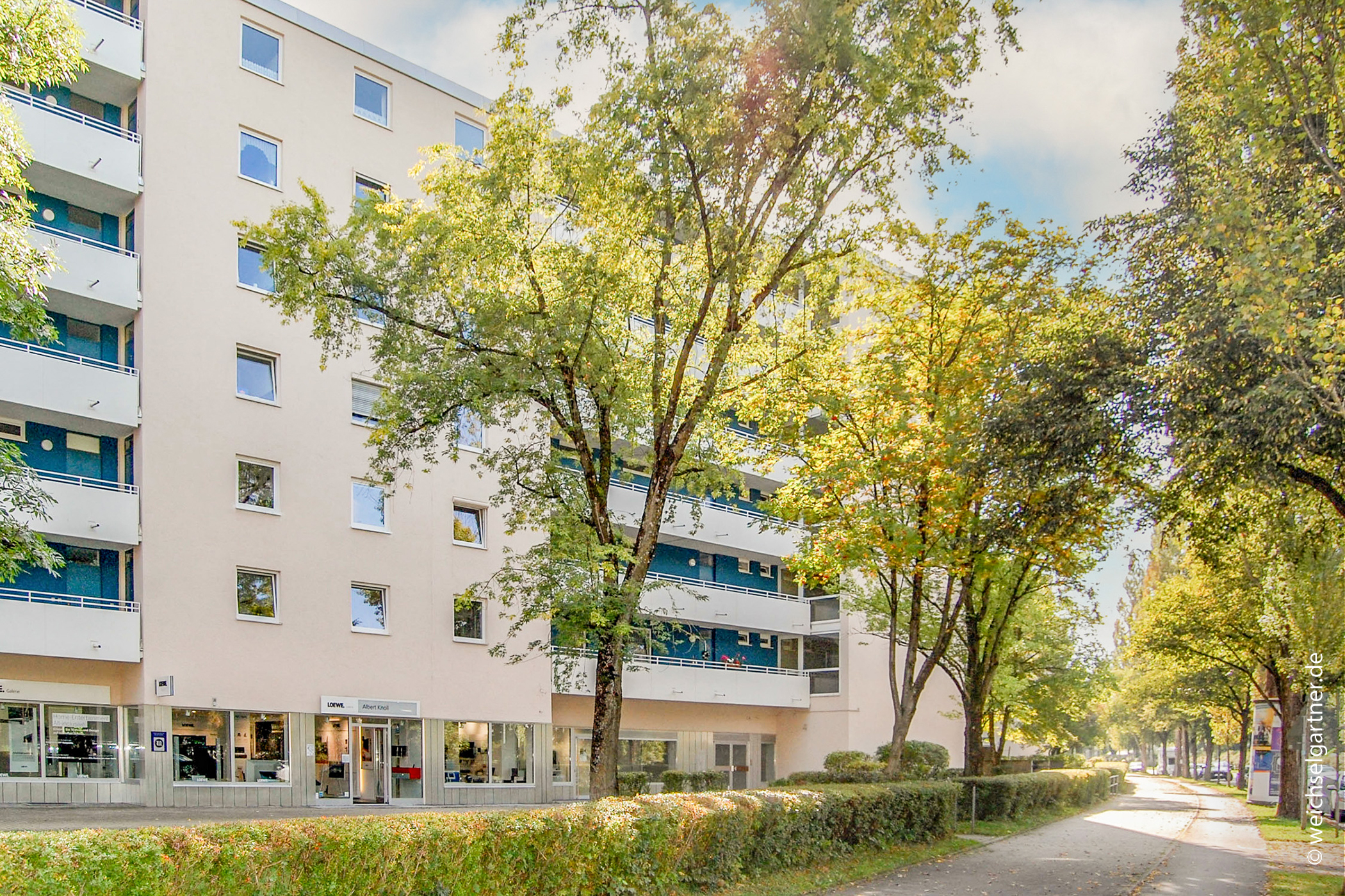 Schöne Eigentumswohnung mit Süd-Loggia, 81927 München, Etagenwohnung